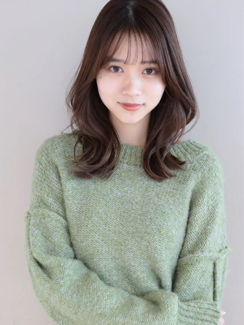 ミディアム AFLOAT TOKYOのヘアスタイル