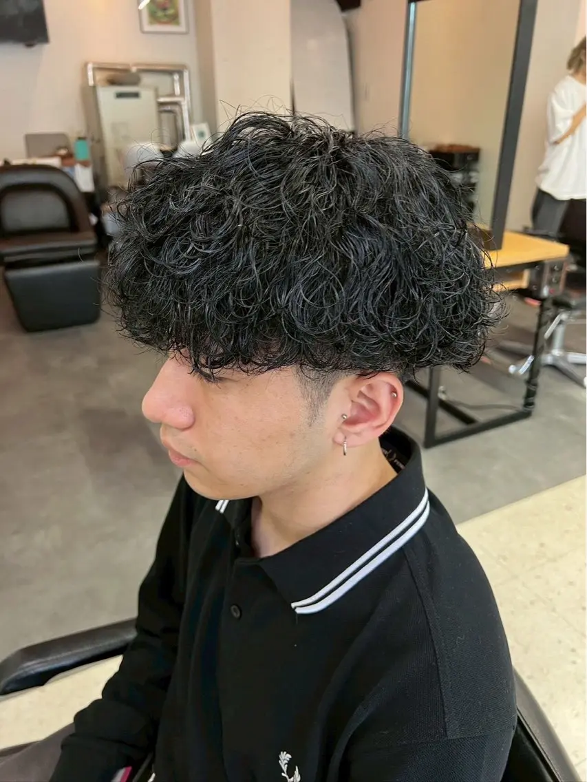 ミディアム パーマ メンズ 横浜メンズパーマ🌀 あずのヘアスタイル
