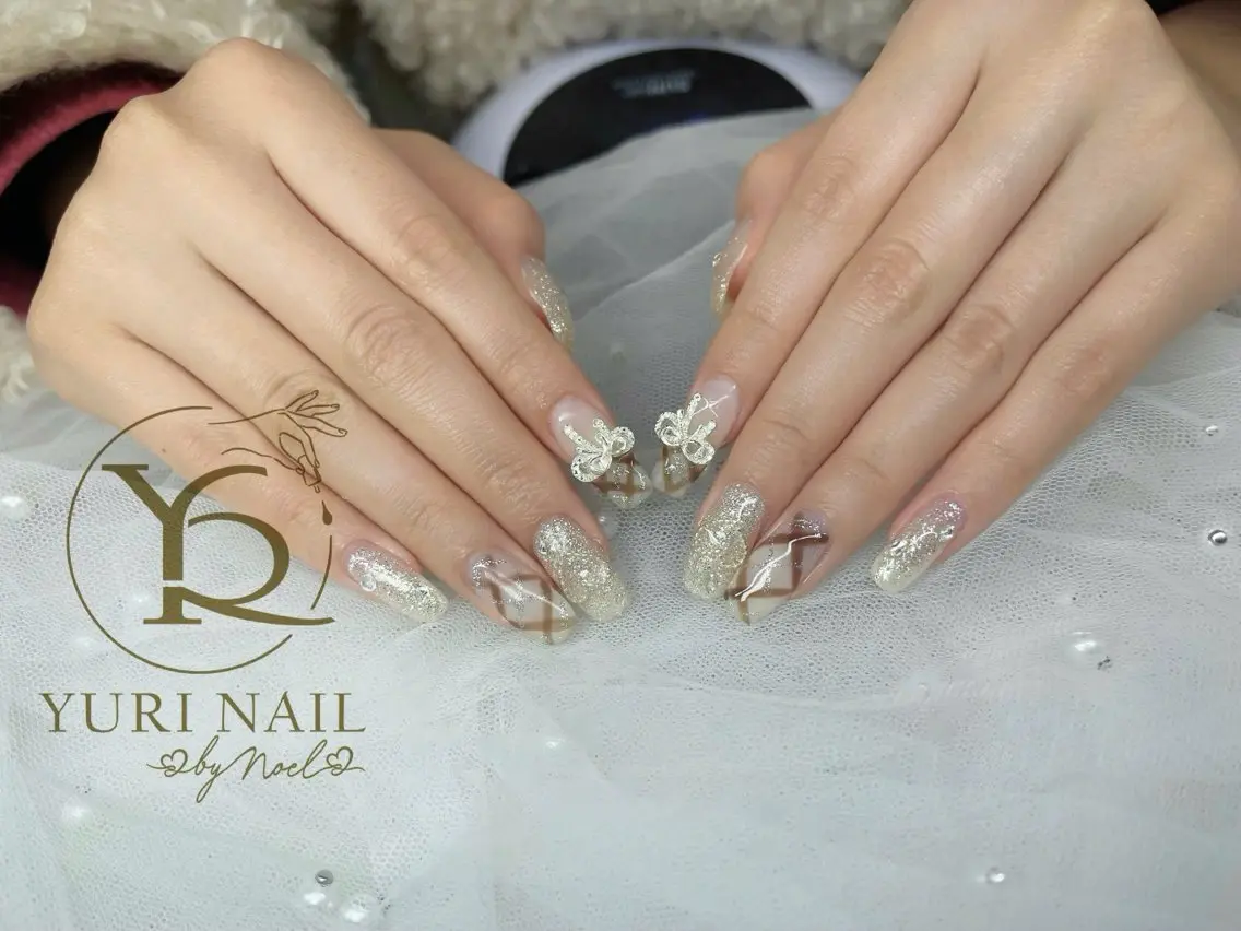 ネイル チークネイル フットネイル 韓国ネイル ニュアンスネイル オフィスネイル ハンドネイル フットネイル ハンドケア YURI Nail NARITAのネイルデザイン