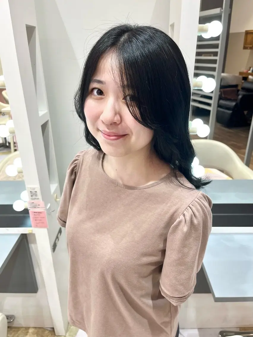 カラー 黒髪 ヘアカラー 福原 なのはのヘアスタイル