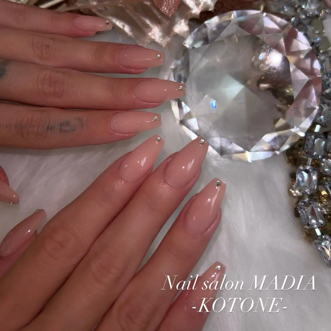 ネイル スカルプネイル ショートネイル シンプルネイル ハンドネイル MADIA KOTONEのネイルデザイン