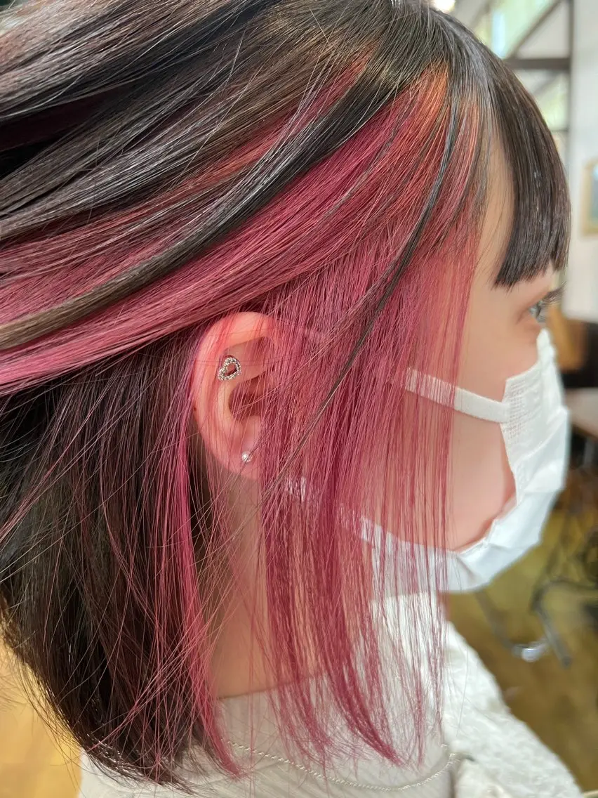 カラー イヤリングカラー ヘアカラー トリートメント 千野 宏太のヘアスタイル