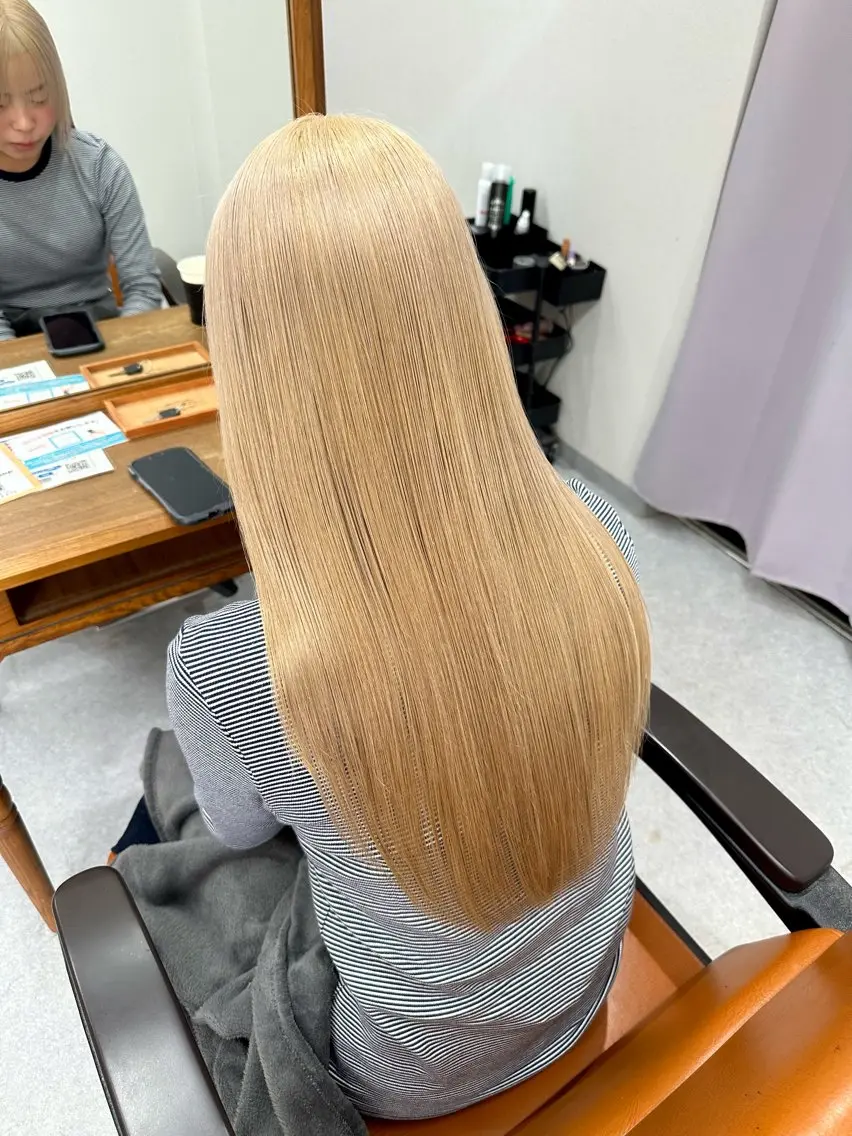 ロング ヘアカラー 中島 大聖のヘアスタイル