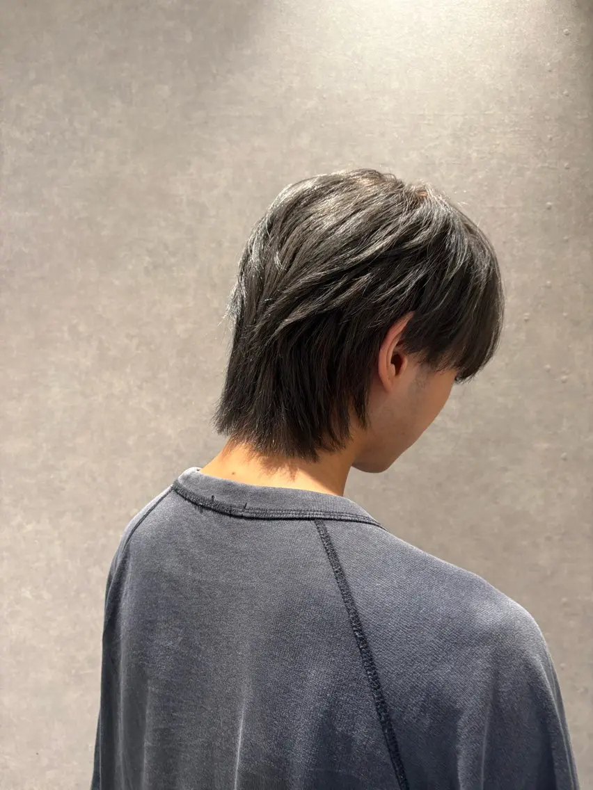 カラー メンズ メンズハイトーン ハイトーンカラー ヘアカラー 透明感カラー🫧胸元 彩那🩰ྀིのヘアスタイル
