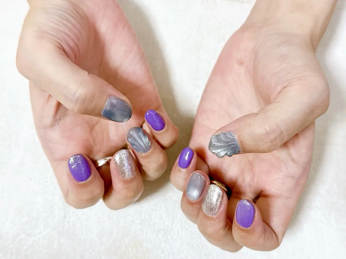 ネイル オーロラネイル フットネイル フレンチネイル ジェルネイル マグネットネイル ハンドネイル mogunail &blowのネイルデザイン