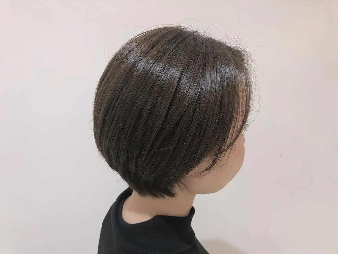 ショート ADER 村本のヘアスタイル