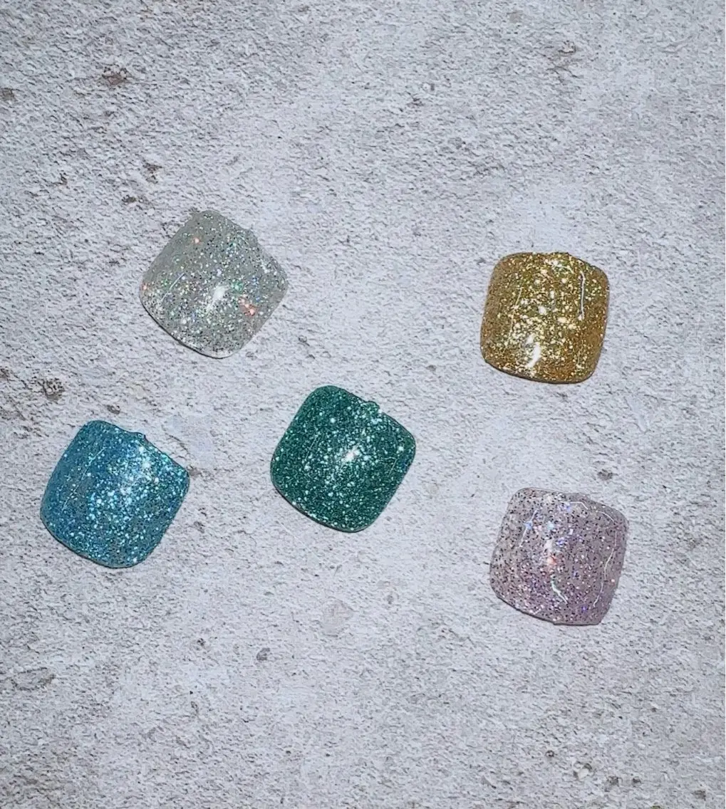 キラキラ🩵💙フットネイル限定5色✨¥4000の写真