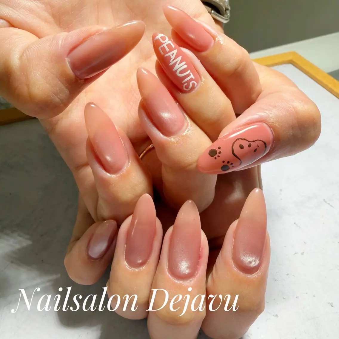 ネイル マグネットネイル ビー玉ネイル 持ち込み ハンドネイル Nail salon Dejavu 🌿のネイルデザイン