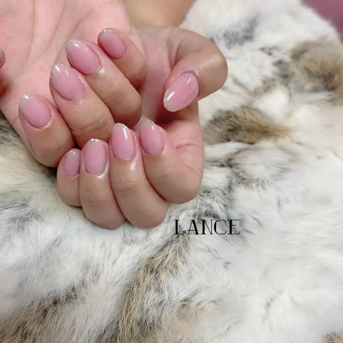 ミディアム ネイル オーロラネイル フットネイル フレンチネイル ミラーネイル ニュアンスネイル ハンドネイル Lance nailのネイルデザイン