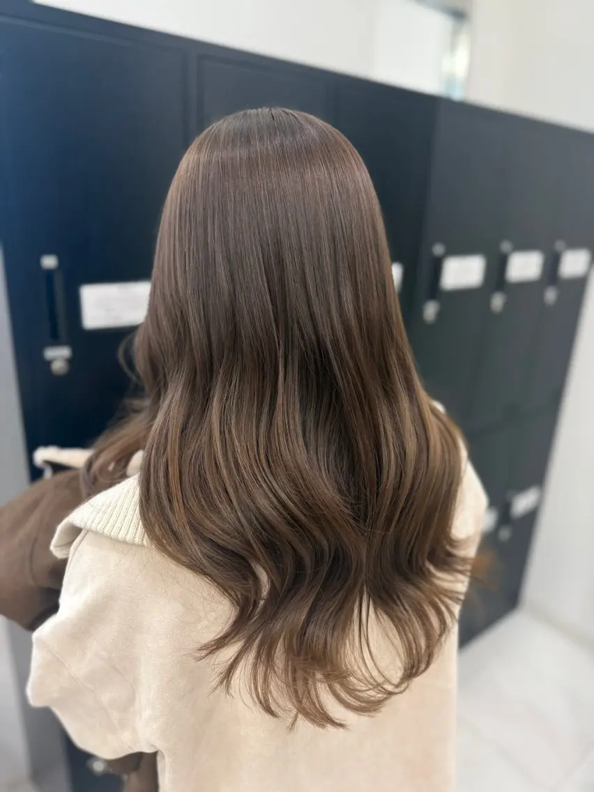 ロング カラー ベージュカラー ブリーチ ケアブリーチ 透明感カラー デザインカラー カット ヘアカラー トリートメント 渋谷髪質改善/縮毛 矯正/かすが🪽🫧のヘアスタイル