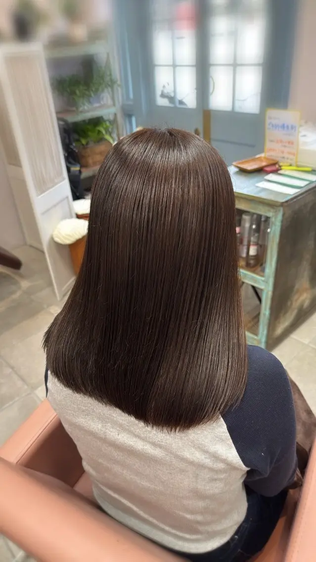 ミディアム カラー 縮毛矯正 トリートメント カット ヘアカラー トリートメント Sakura .のヘアスタイル