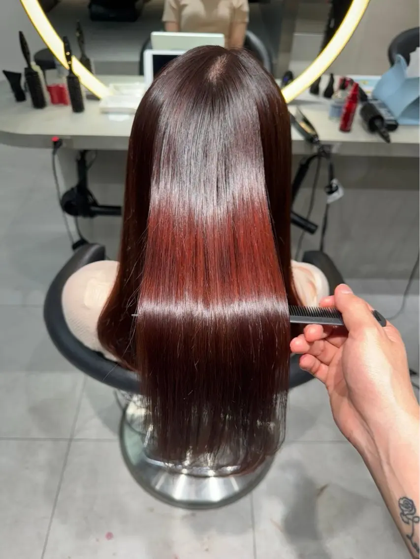 ロング 縮毛矯正 縮毛矯正 佐渡優 365連勤する美容師のヘアスタイル