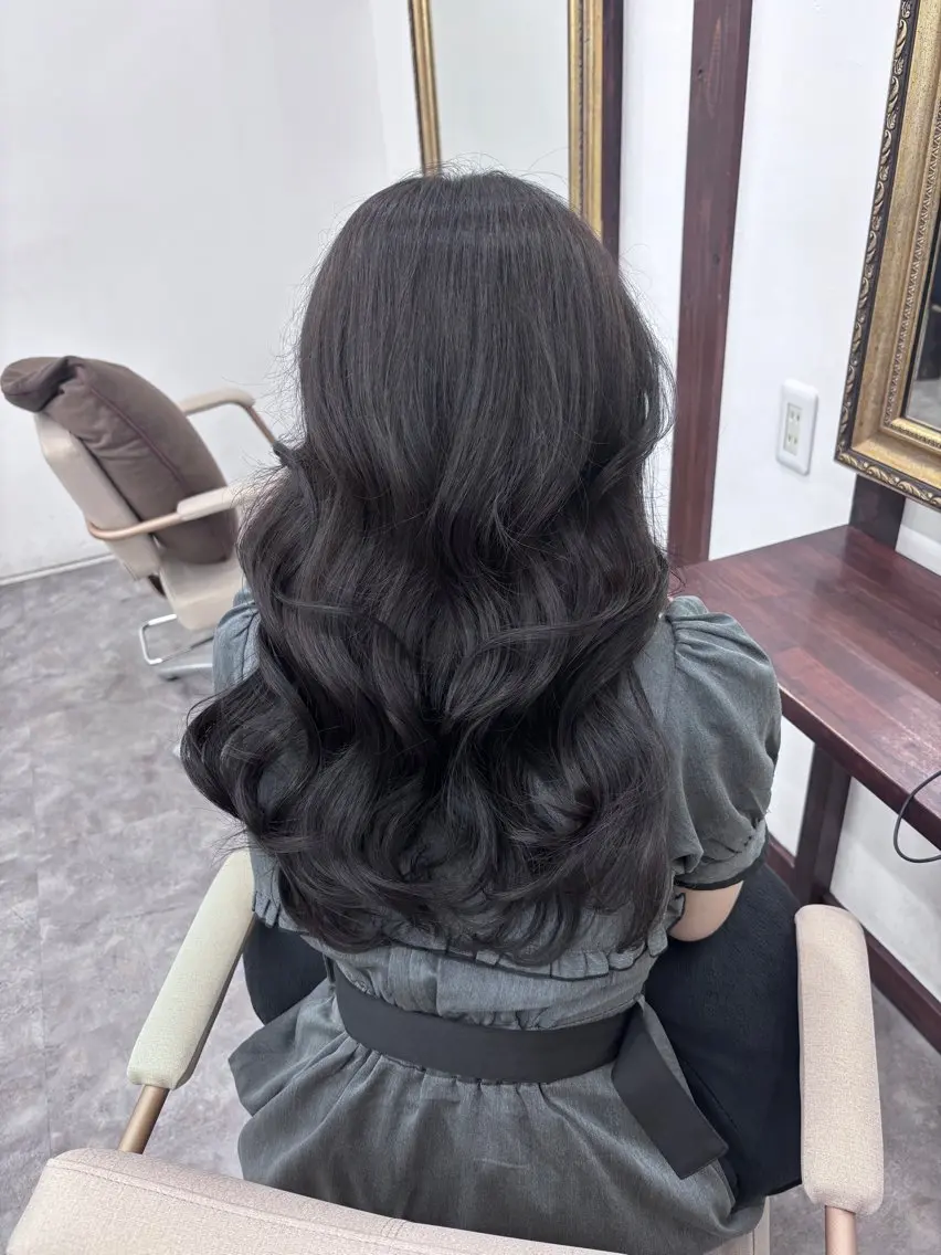 ロング しまぬき じゅねのヘアスタイル