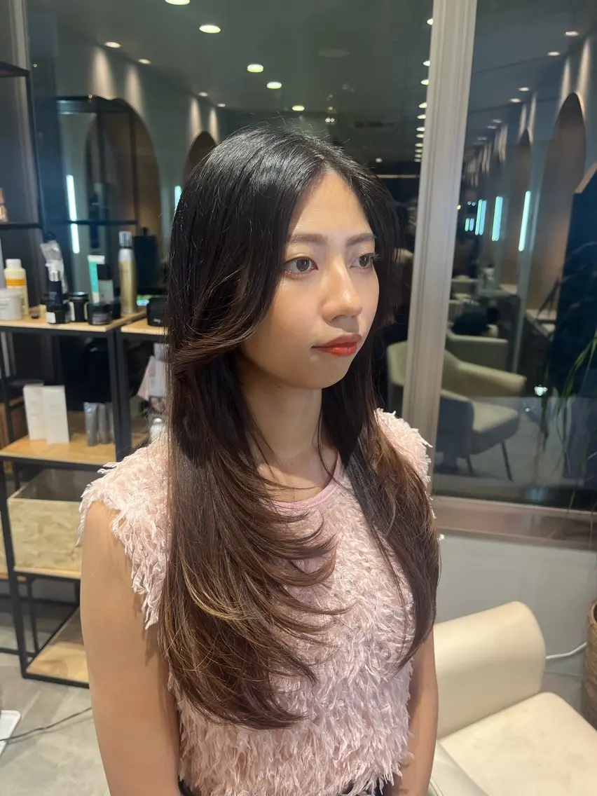 ロング 金安 かんたのヘアスタイル