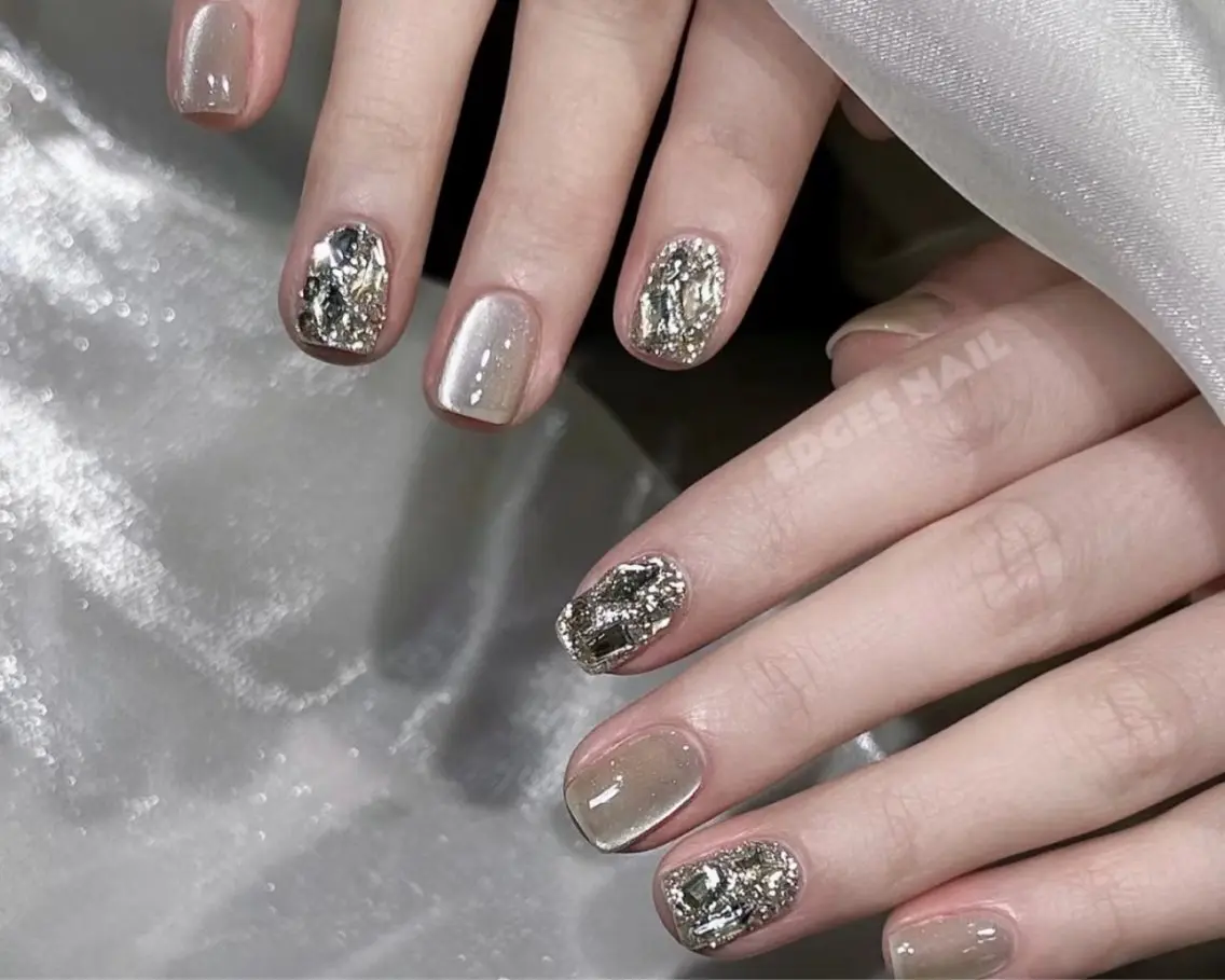 ネイル LUMI NAILのネイルデザイン