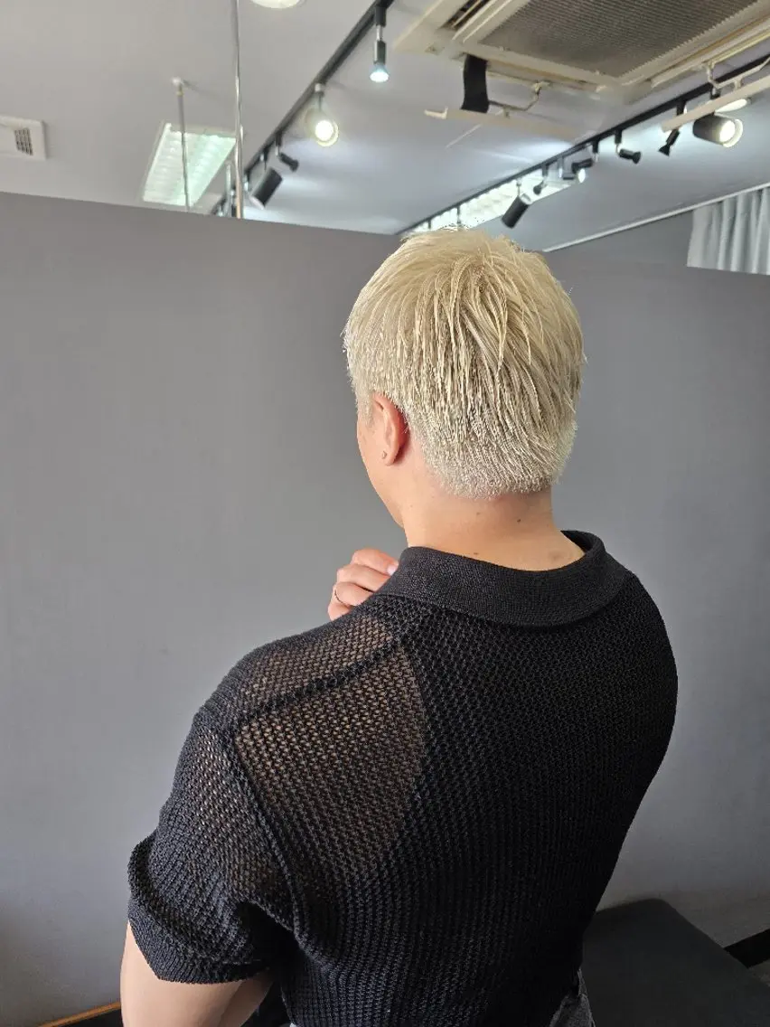 ショート ヘアカラー トリートメント 平田 広大のヘアスタイル