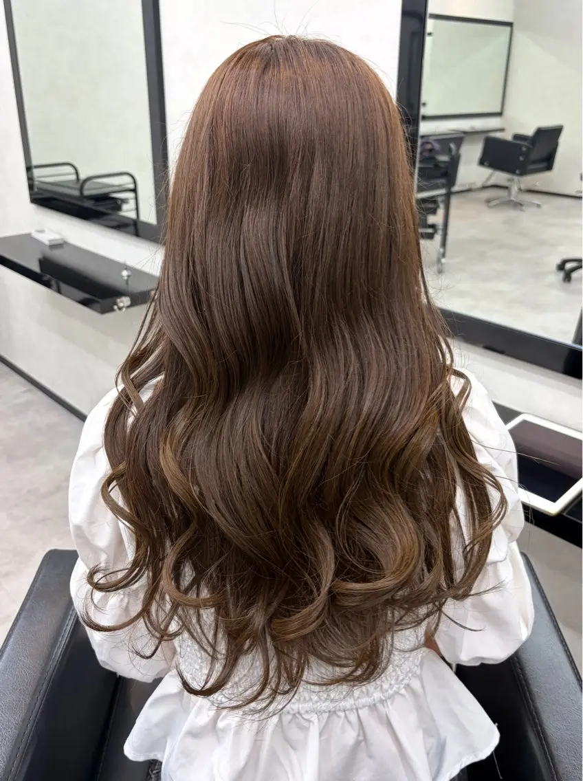 ロング ヘアカラー トリートメント 福島 あいりのヘアスタイル