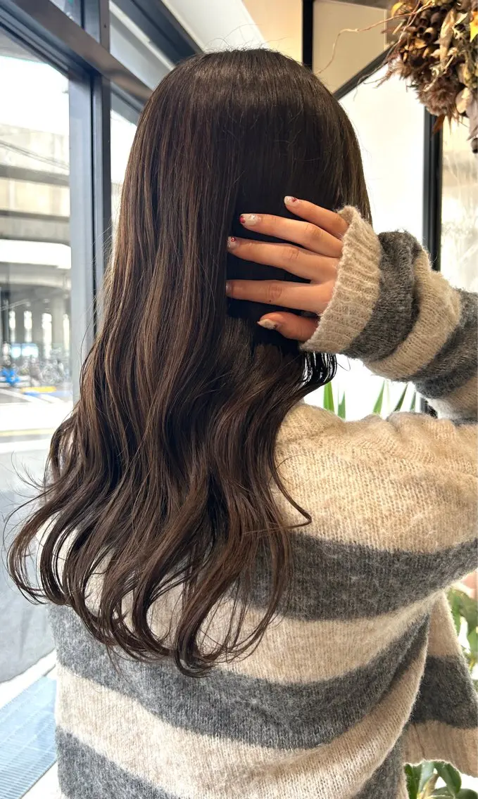 ロング カラー グレージュ 河野いずみ レイヤー/ボブ 🤍のヘアスタイル