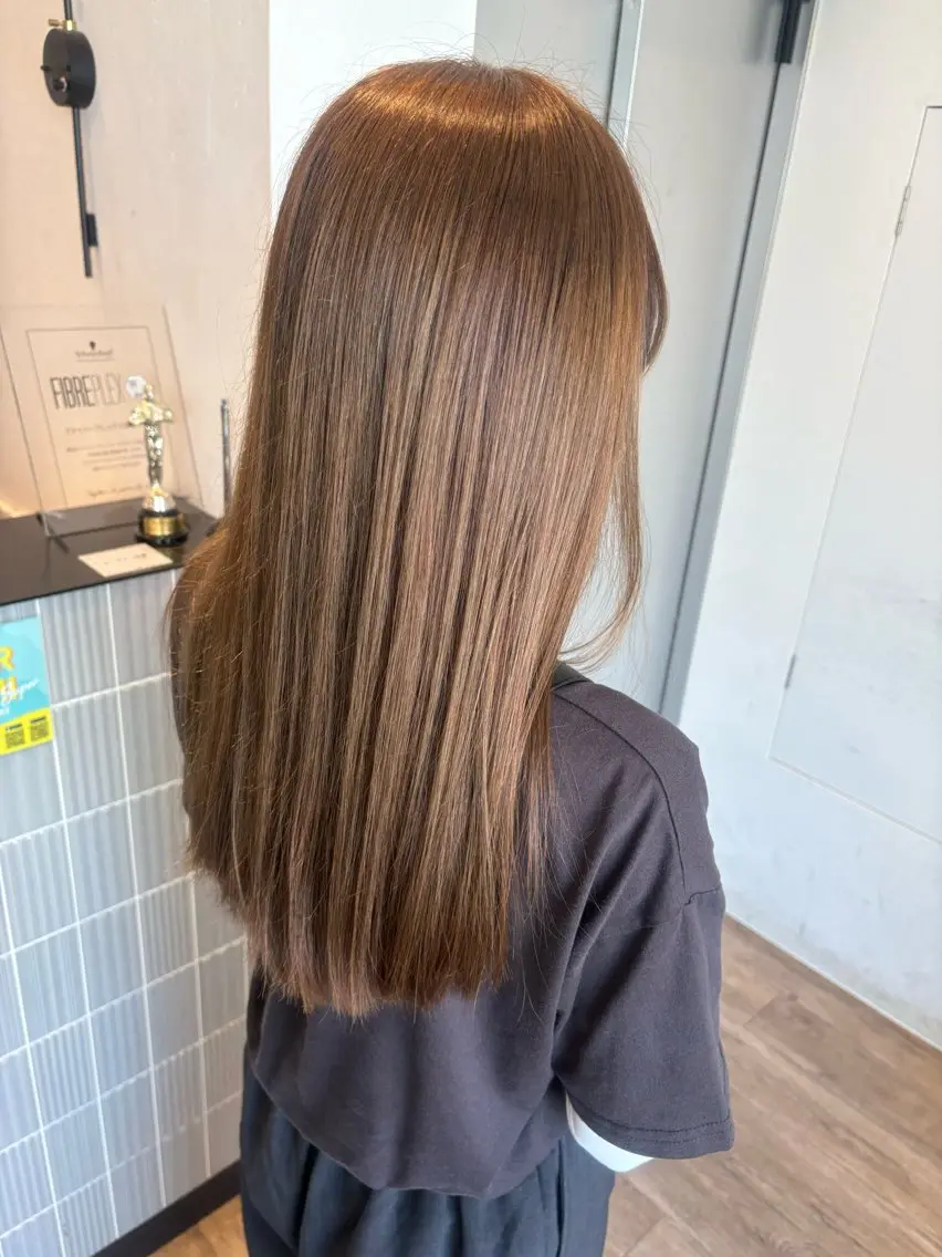 💇♀️カット➕ブラウンカラー➕ベーストリートメントの写真