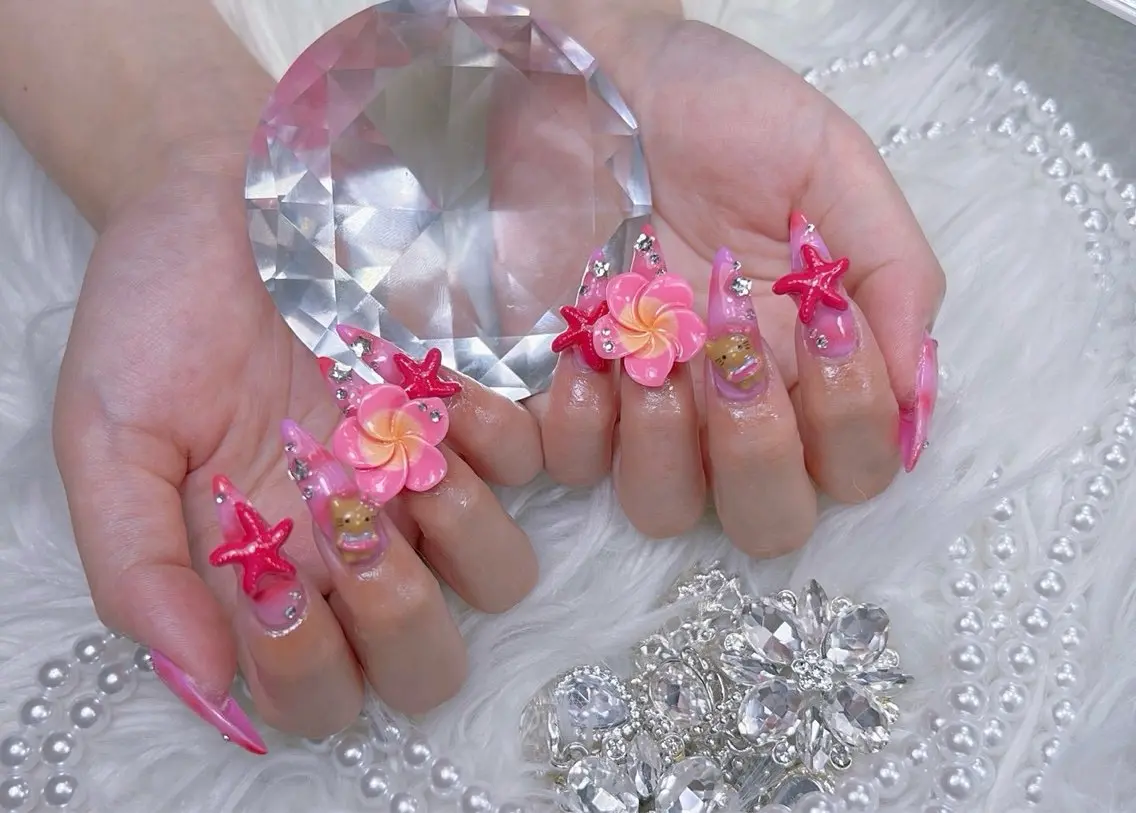 ネイル アートネイル オーロラネイル チークネイル 長さ出し フットネイル Miya _nailのネイルデザイン