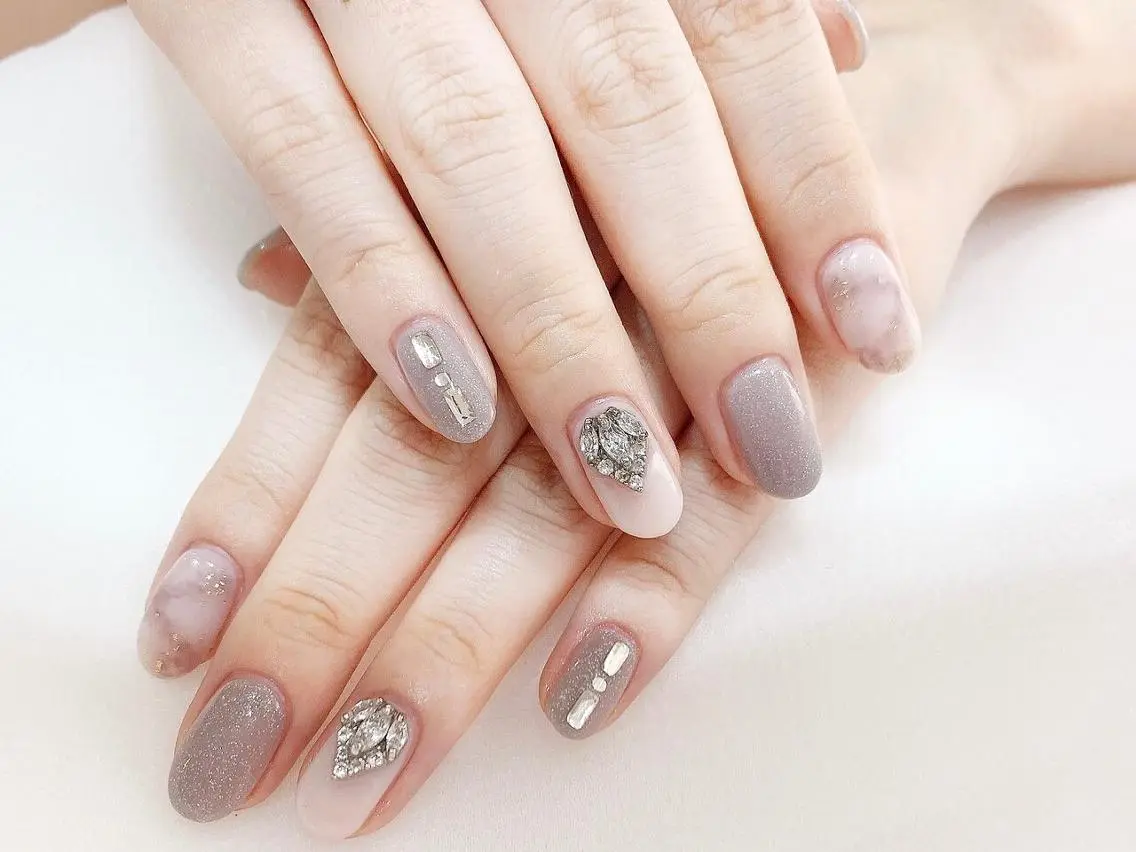 ネイル Elegant beautyのネイルデザイン