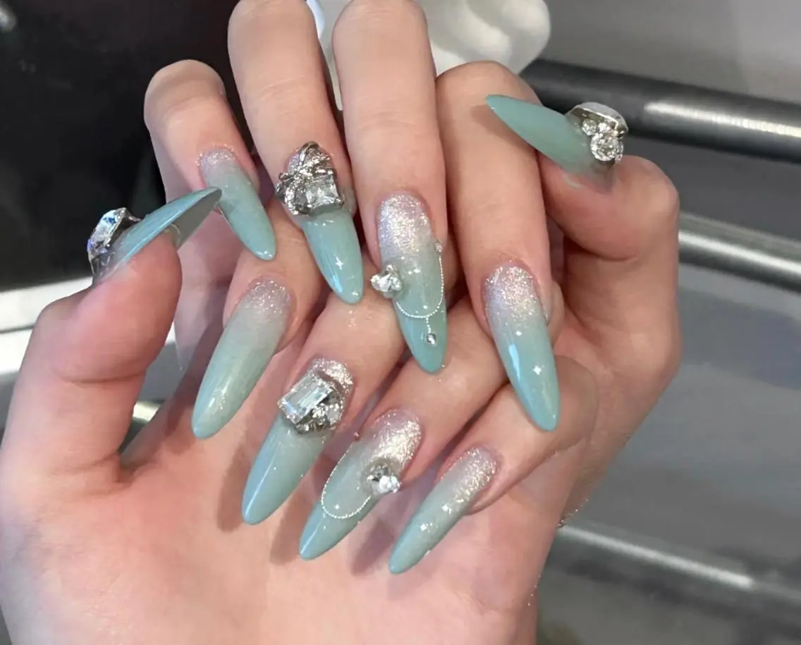 ネイル ハンドネイル 🎀 UU_nailのネイルデザイン