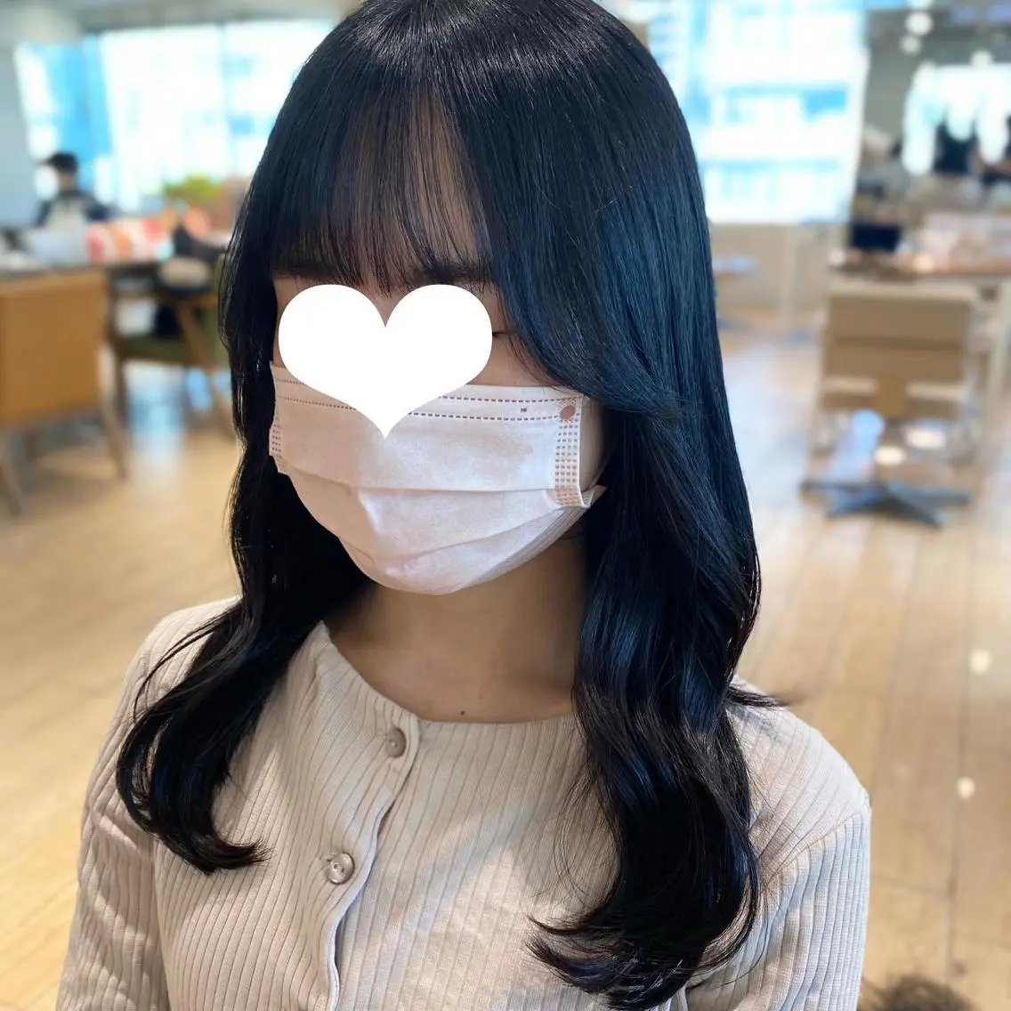 ロング 顔まわりレイヤー 顔周りカット レイヤーカット ロング 顔周り/くびれヘア 韓国ヘア💕風間るなのヘアスタイル