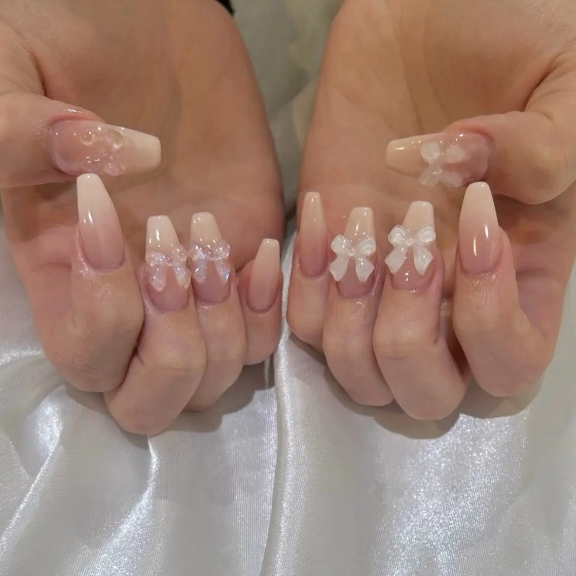 ネイル 韓国ネイル マグネットネイル 持ち込み ハンドネイル Mimi Nail_Royalのネイルデザイン