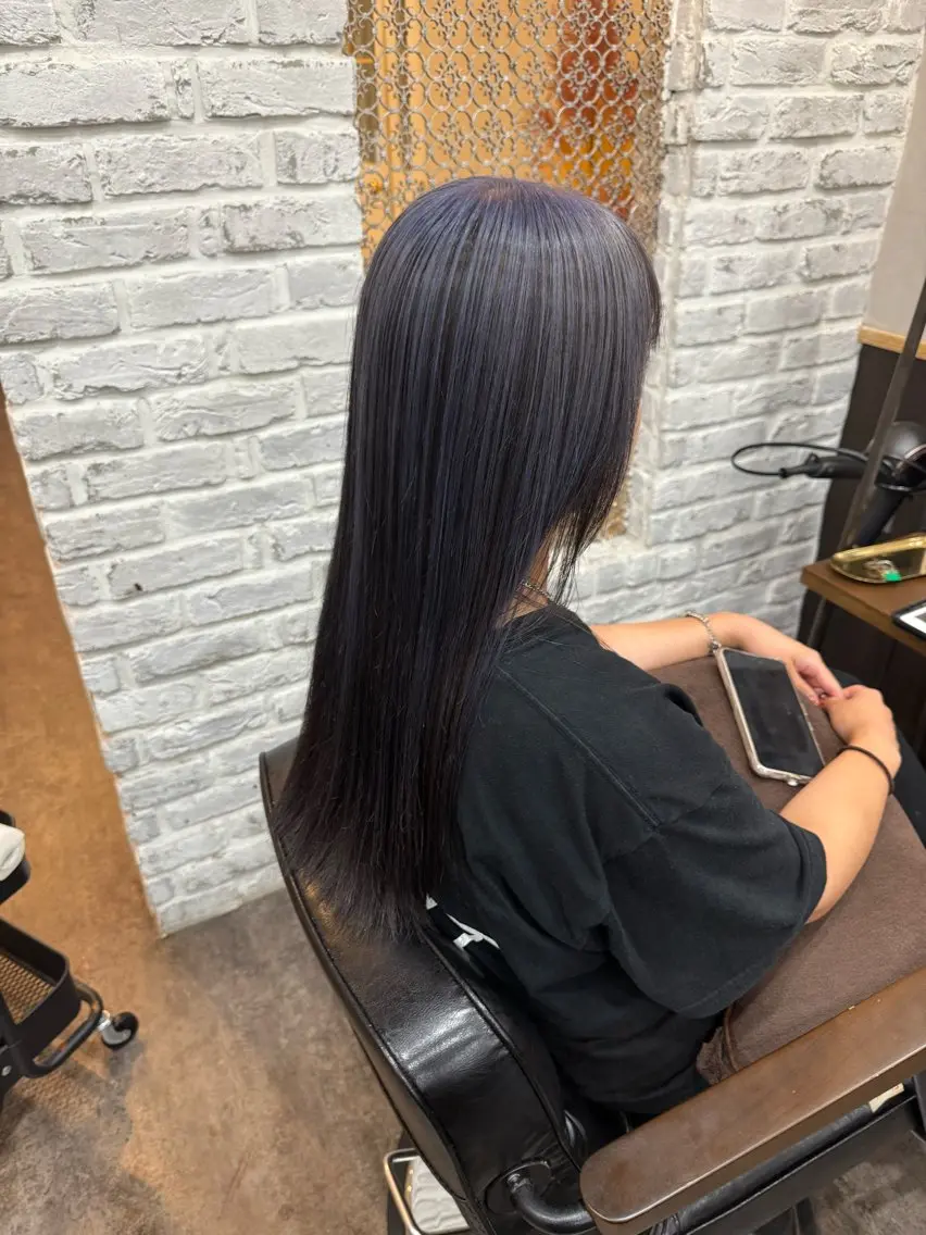 ロング カット ヘアカラー トリートメント 艶カラー✨️派手髪 🦄renのヘアスタイル