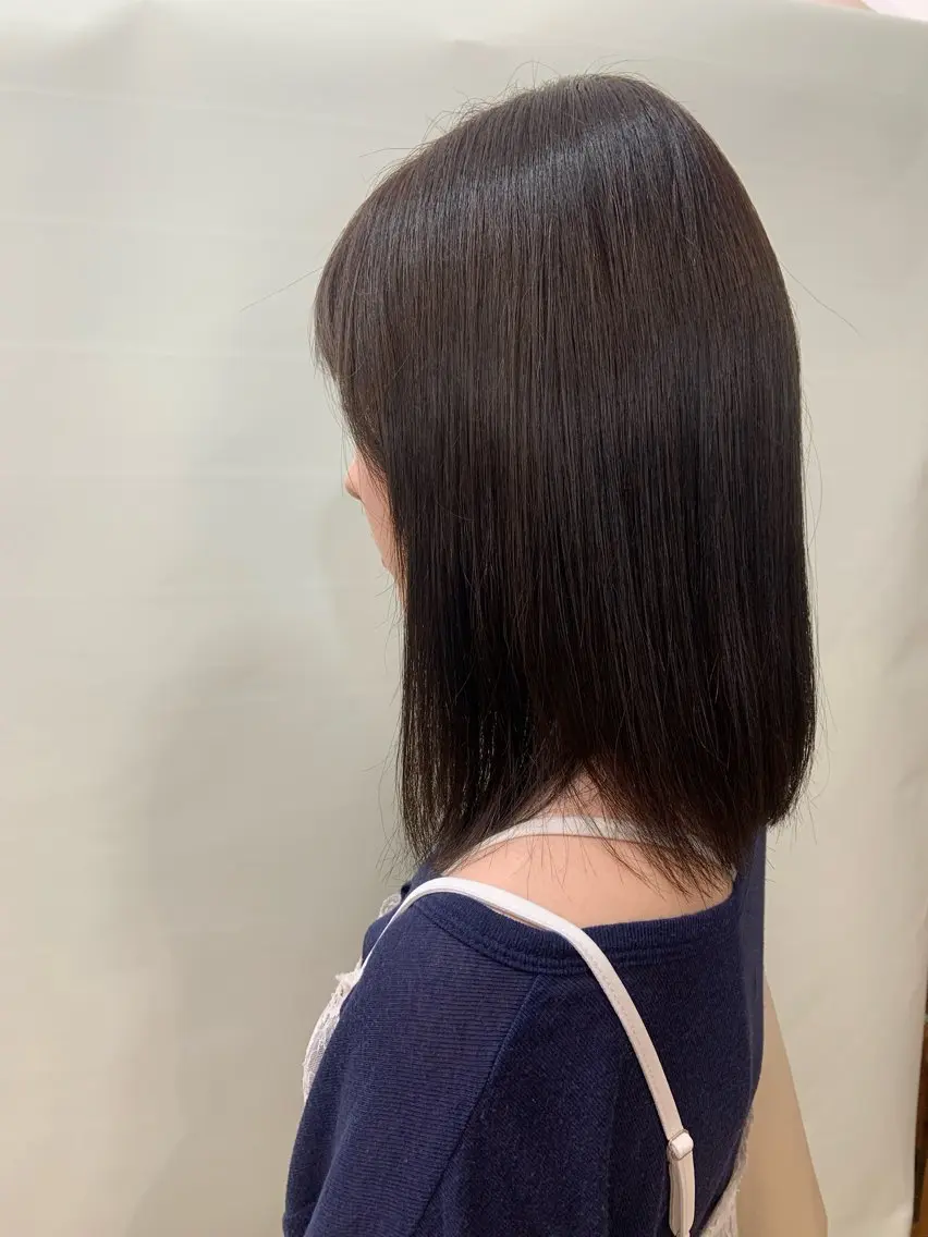 カラー ベージュカラー 透明感カラー 石井 智美のヘアスタイル