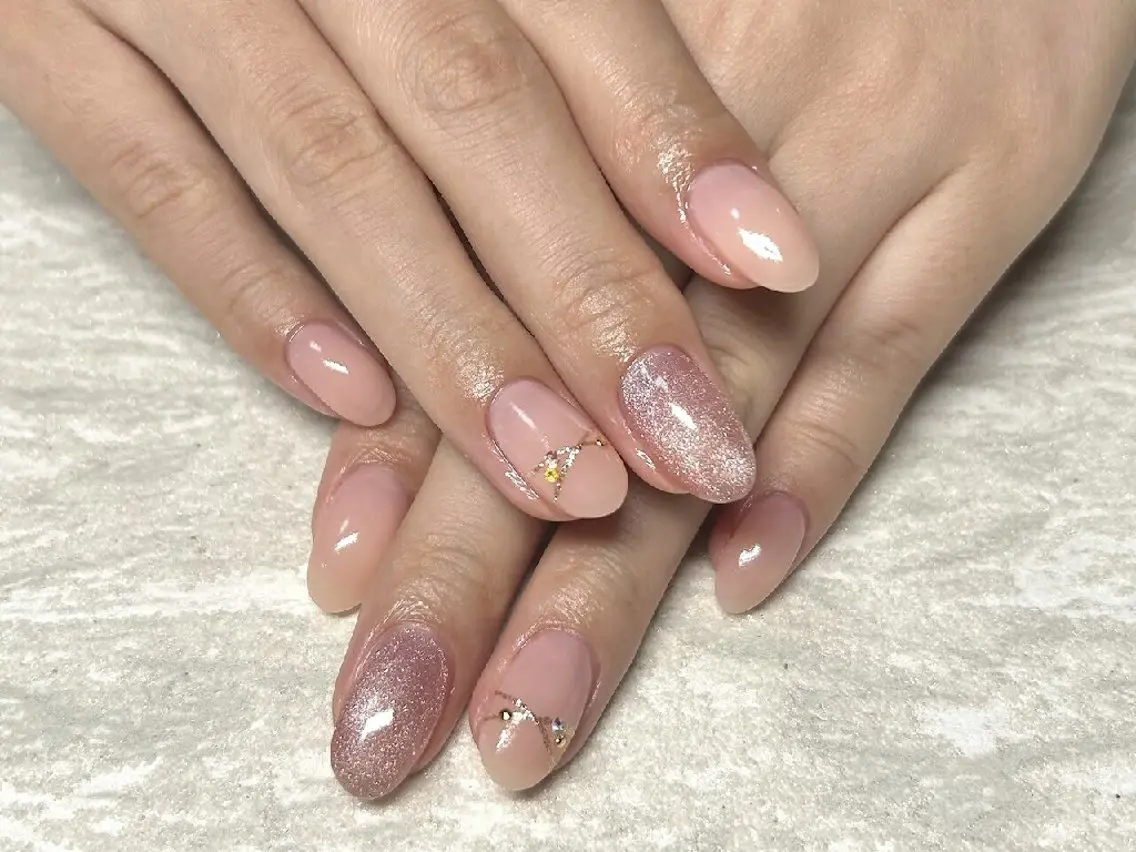 ネイル ハンドネイル JULIE NAILのネイルデザイン