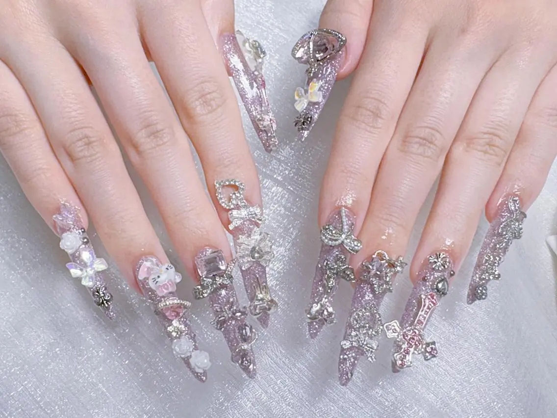 ネイル ハンドネイル 🎀鈴音🎀 ワンホンネイルのネイルデザイン