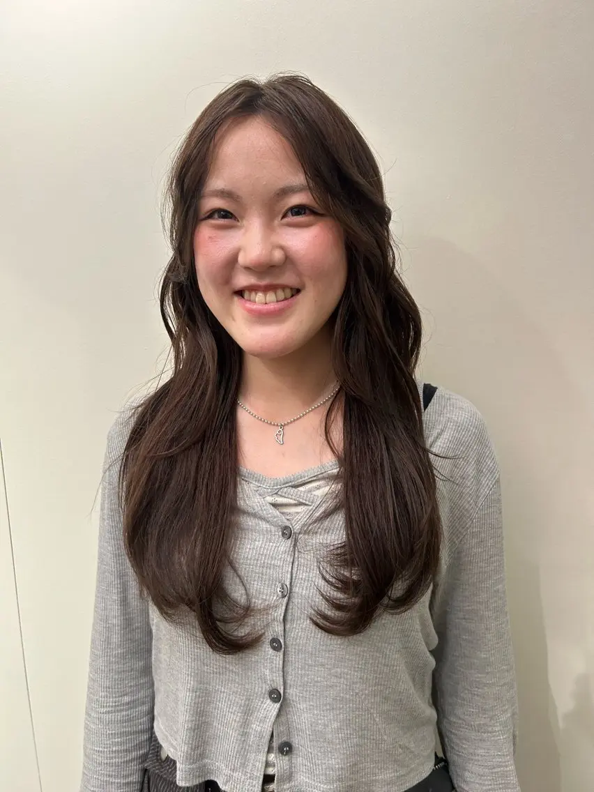 ロング カラー ベージュカラー オリーブベージュ トリートメント 透明感似合わせカラー 🍀あかり🍀のヘアスタイル