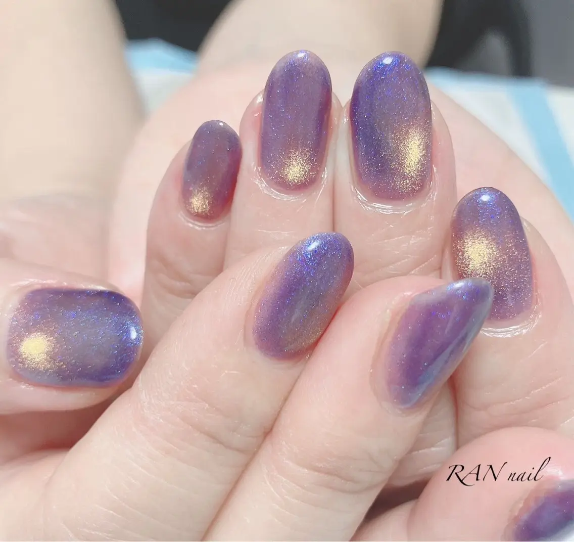 ネイル ブルー ゴールド 氷ネイル・うるうるネイル マグネットネイル マグネットワンカラー ハンドネイル フットネイル RAN nailのネイルデザイン