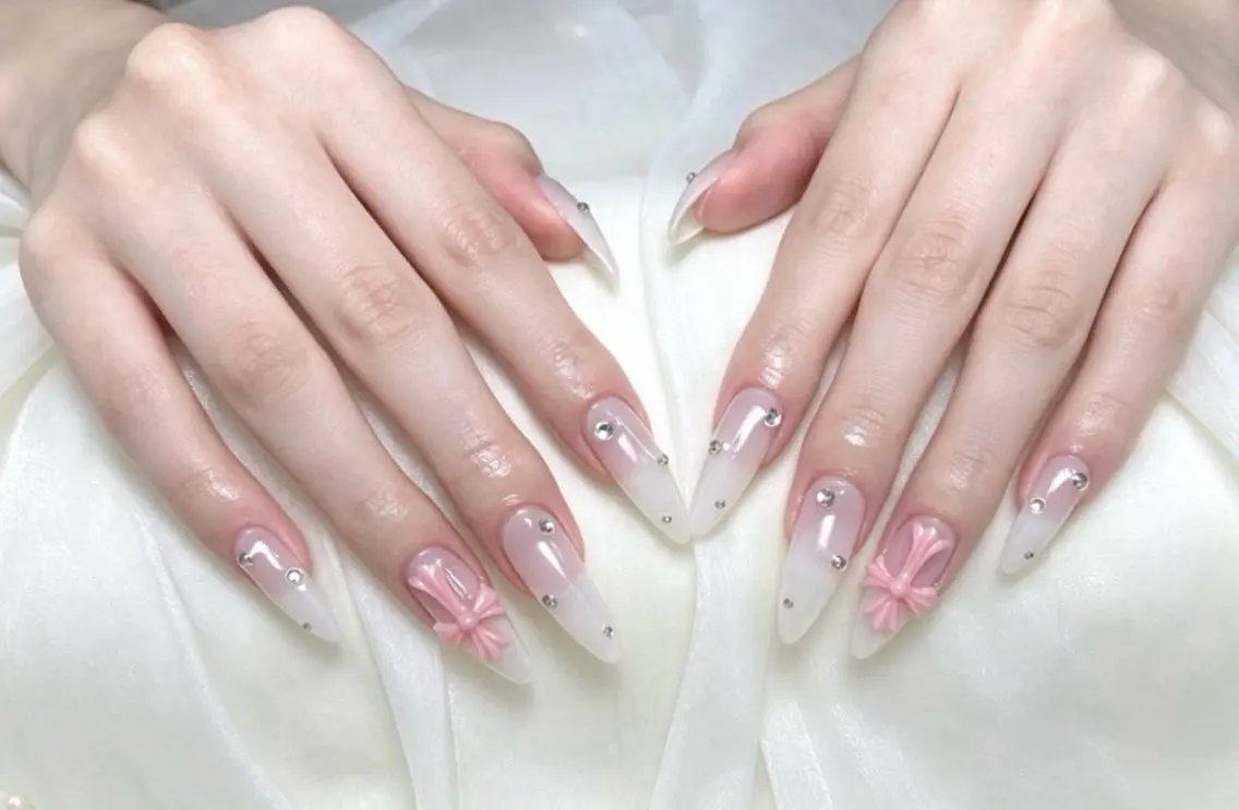 ネイル アオイnail モモのネイルデザイン