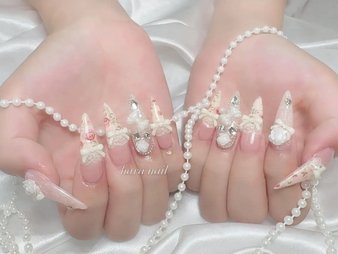ネイル フットネイル フレンチネイル グラデーション 韓国ネイル マグネットネイル ハンドネイル Hara Nail 【持ち込みOK】のネイルデザイン