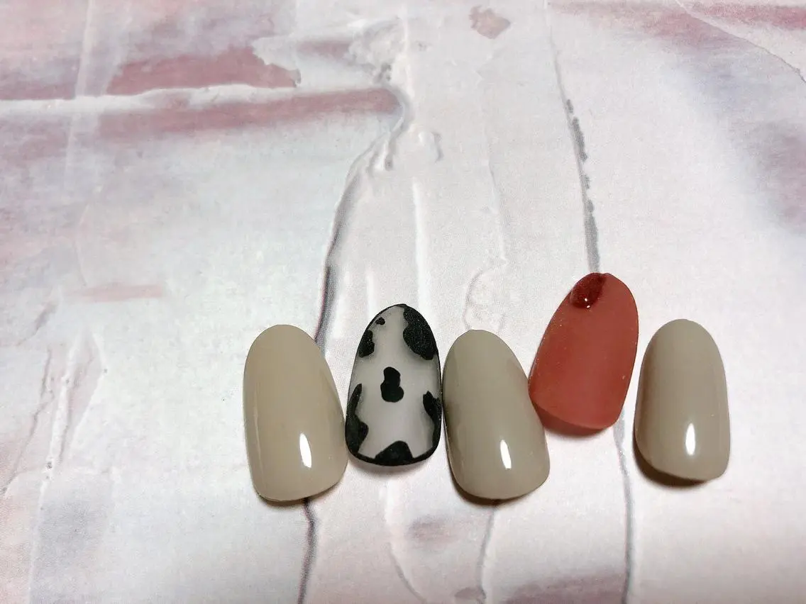 ネイル ハンドネイル mogunail &blowのネイルデザイン