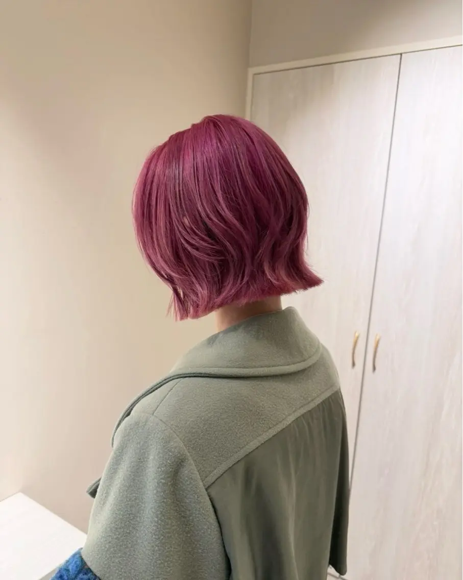 ショート カラー ヘアカラー 🫧ハイトーン✨格安 より質💐マンツーマのヘアスタイル