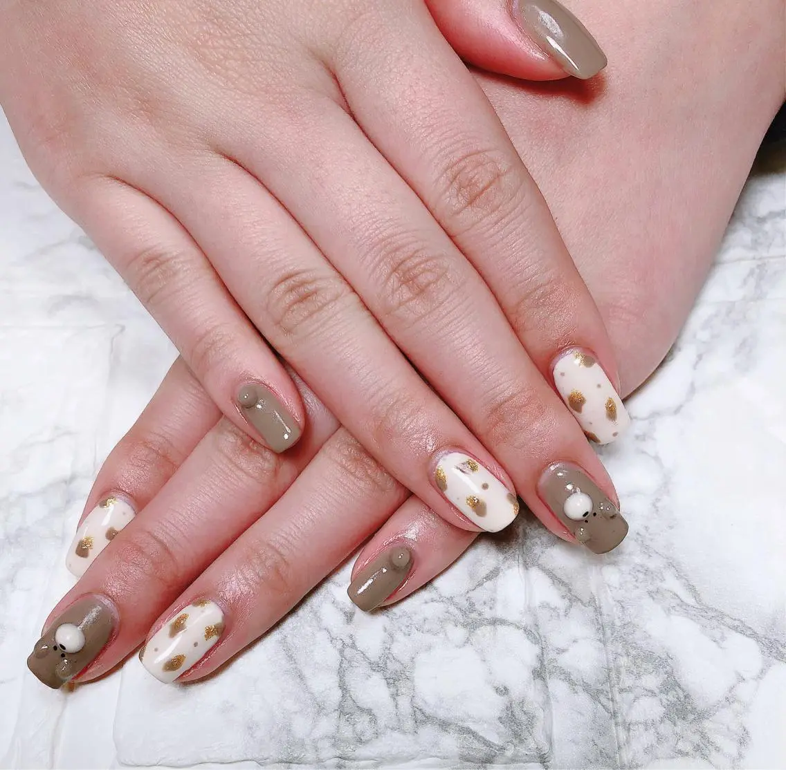 ネイル アニマル柄 ブラウン スクエアネイル ハンドネイル ハンドケア Nailsalon Eve（イヴ）のネイルデザイン