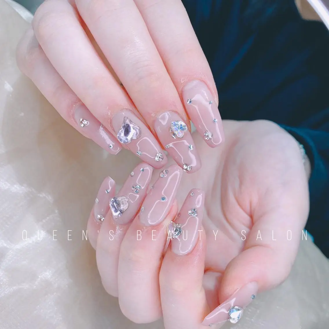 ネイル ハンドネイル Queens マオのネイルデザイン