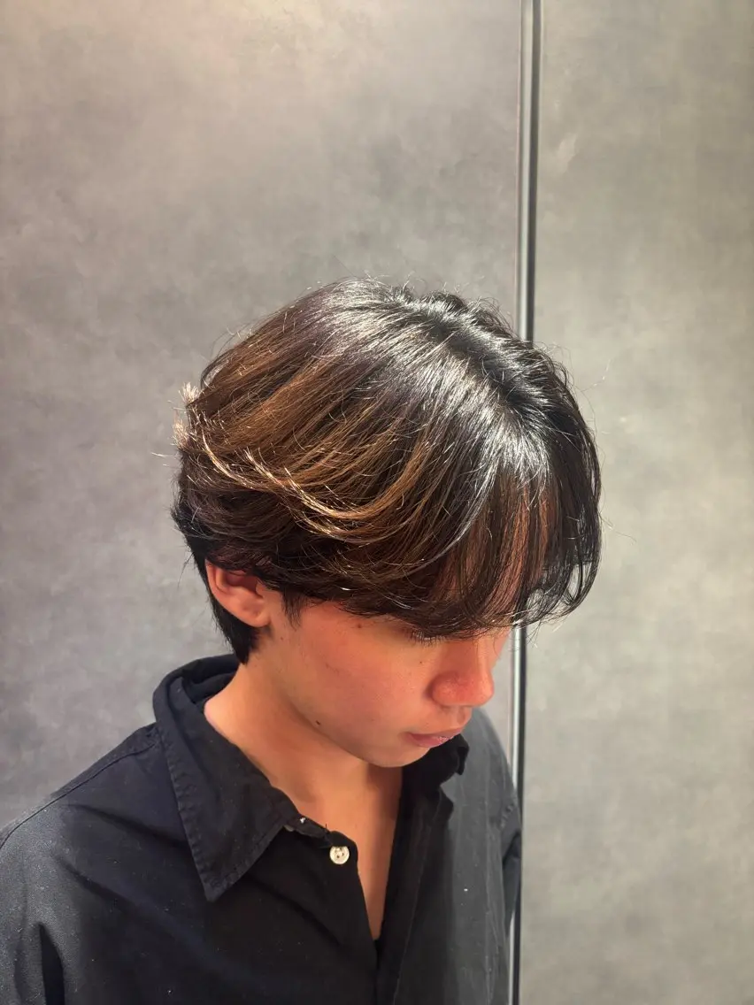カット+特殊パーマ（ニュアンス・フェザー）の写真
