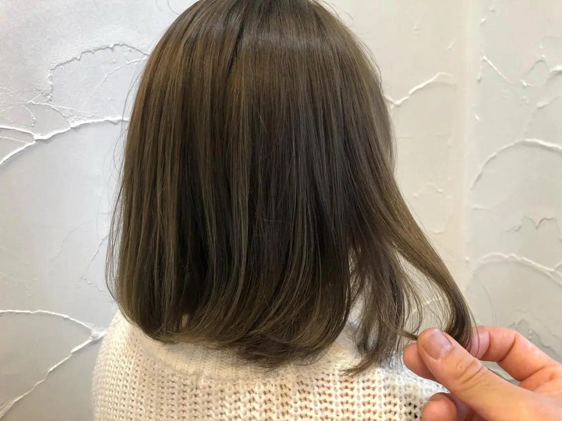 ミディアム カラー ベージュカラー ミルクティーベージュ パーソナルカラー診断 できます　木曽　主博のヘアスタイル