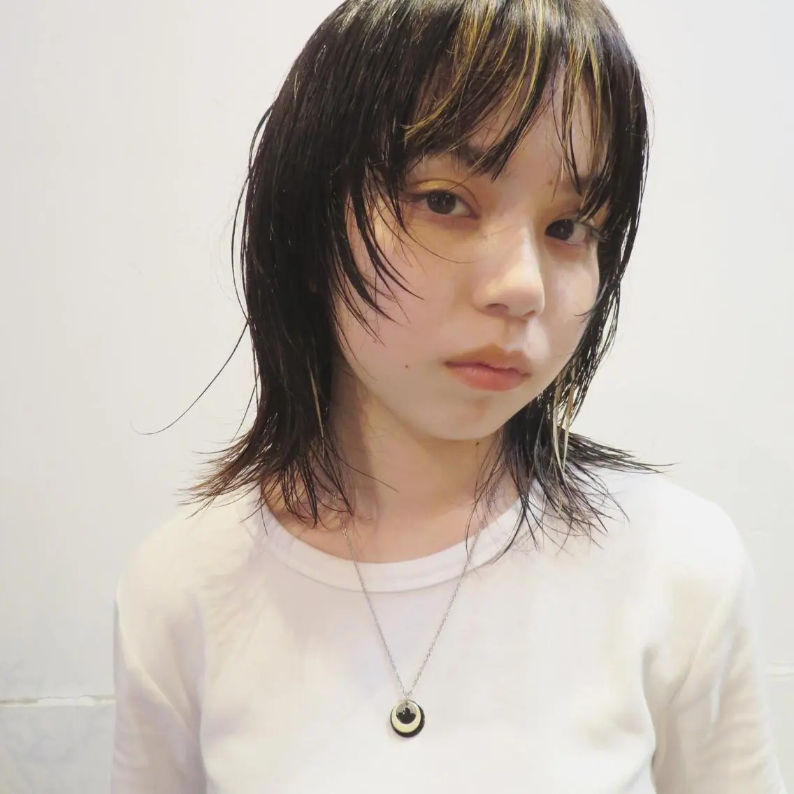 ミディアム カラー ヘアアレンジ ハイライトカラー ハイライト レイヤーカット ヘアカラー ｔｏ ｋｉのヘアスタイル