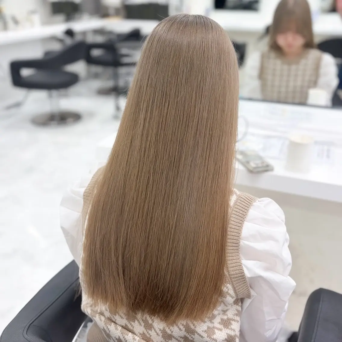 ロング カラー ヘアアレンジ ヘアカラー トリートメント ヘッドスパ ヘアセット ベージュブラウン 🎀Himari🎀のヘアスタイル