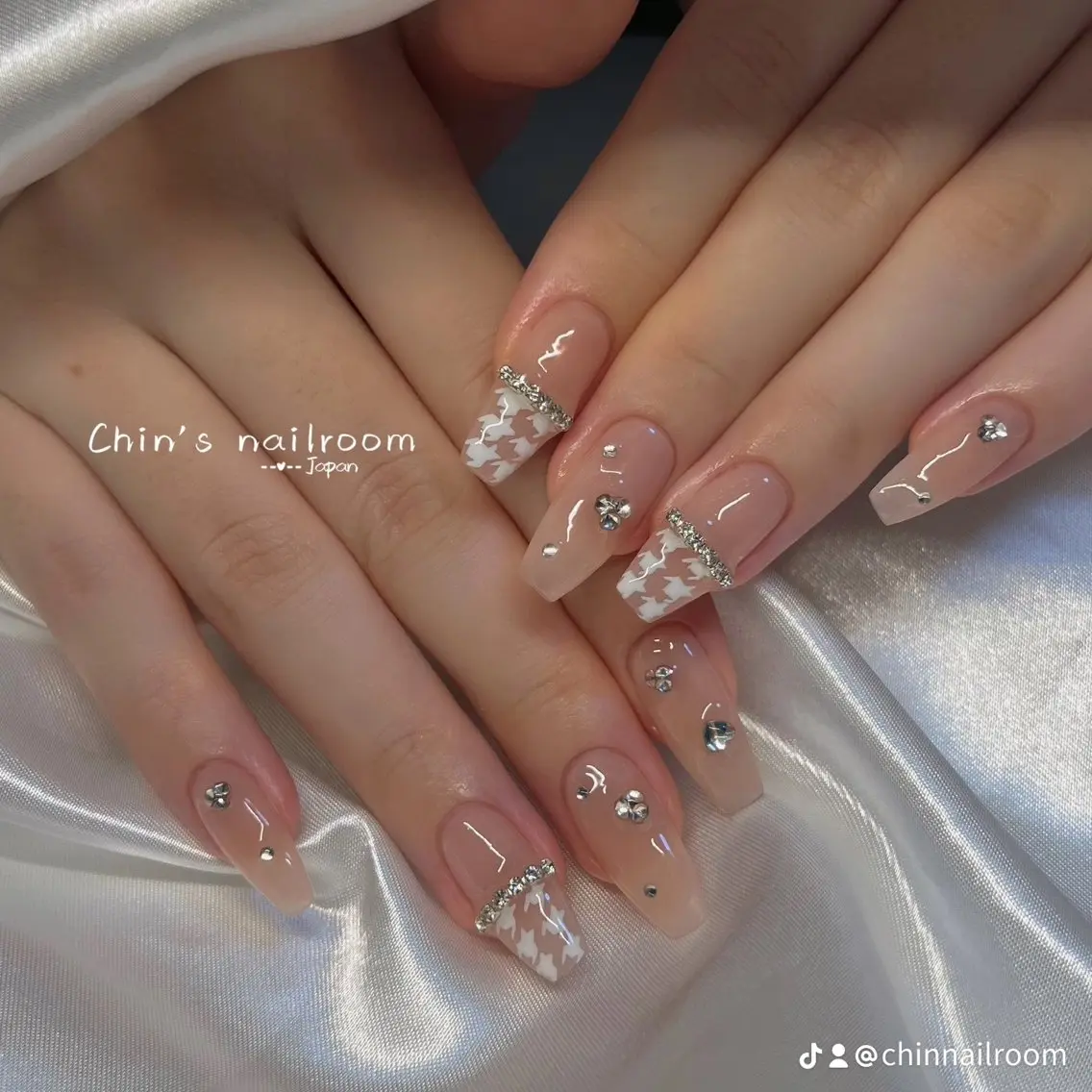 ネイル 韓国ネイル ワンホンネイル Kawaii ChibaNailのネイルデザイン