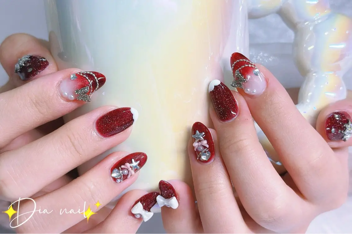 ネイル チークネイル ジェルネイル グラデーション マグネットネイル ニュアンスネイル Di'a nail ネイルサロンのネイルデザイン