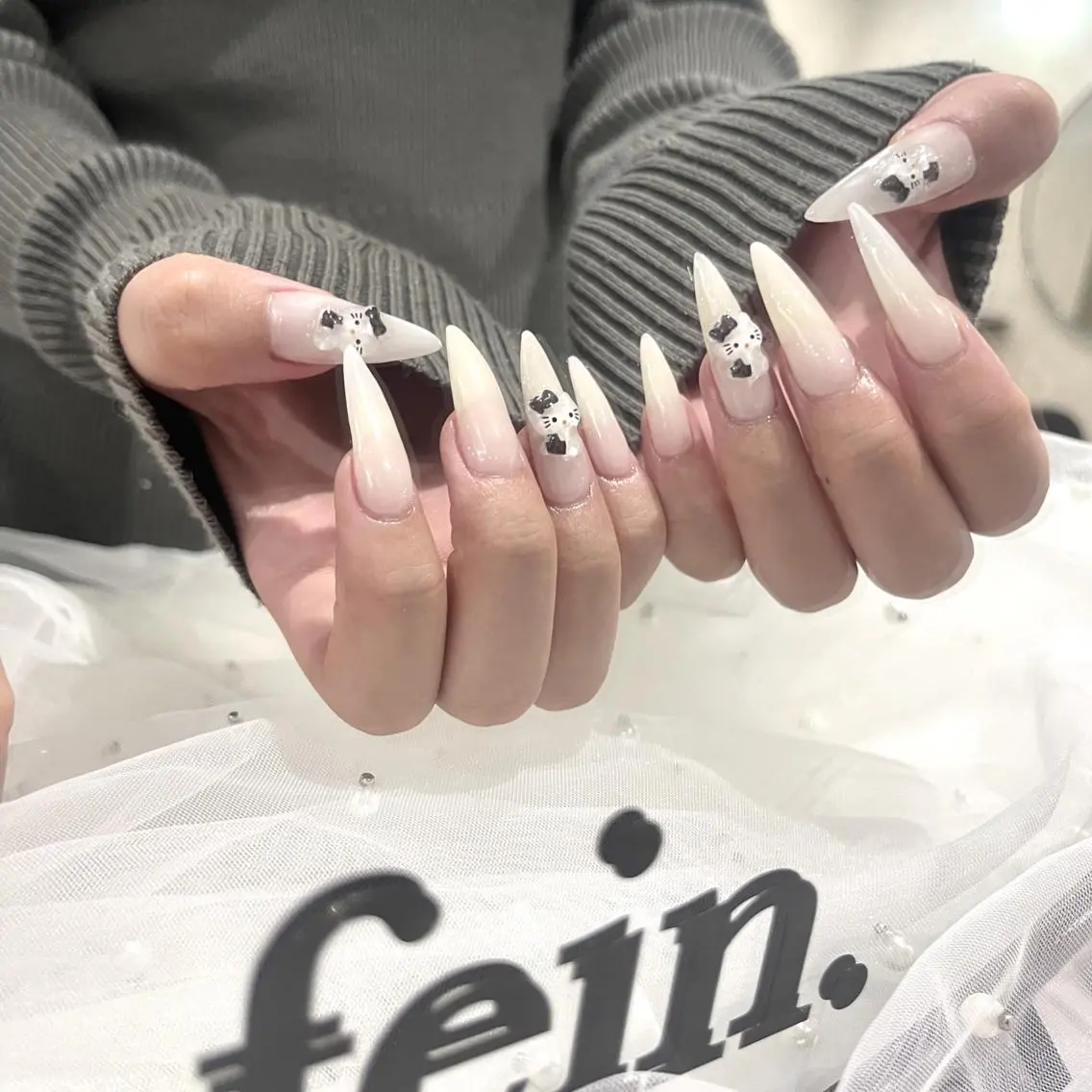 ショート ハンドネイル 可愛い保証🌸 fein🤍のマツエク・マツパデザイン