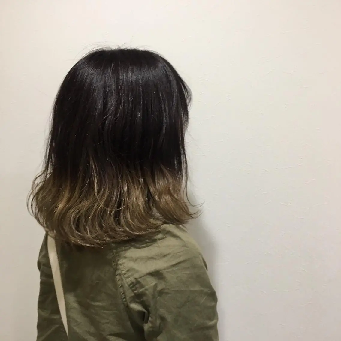ミディアム カラー 福島 純子のヘアスタイル