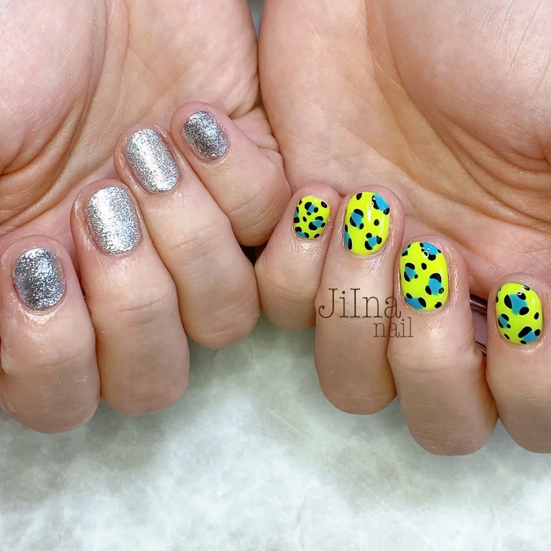 ネイル アニマル柄 ラメ(グリッター) JiIna nailのネイルデザイン