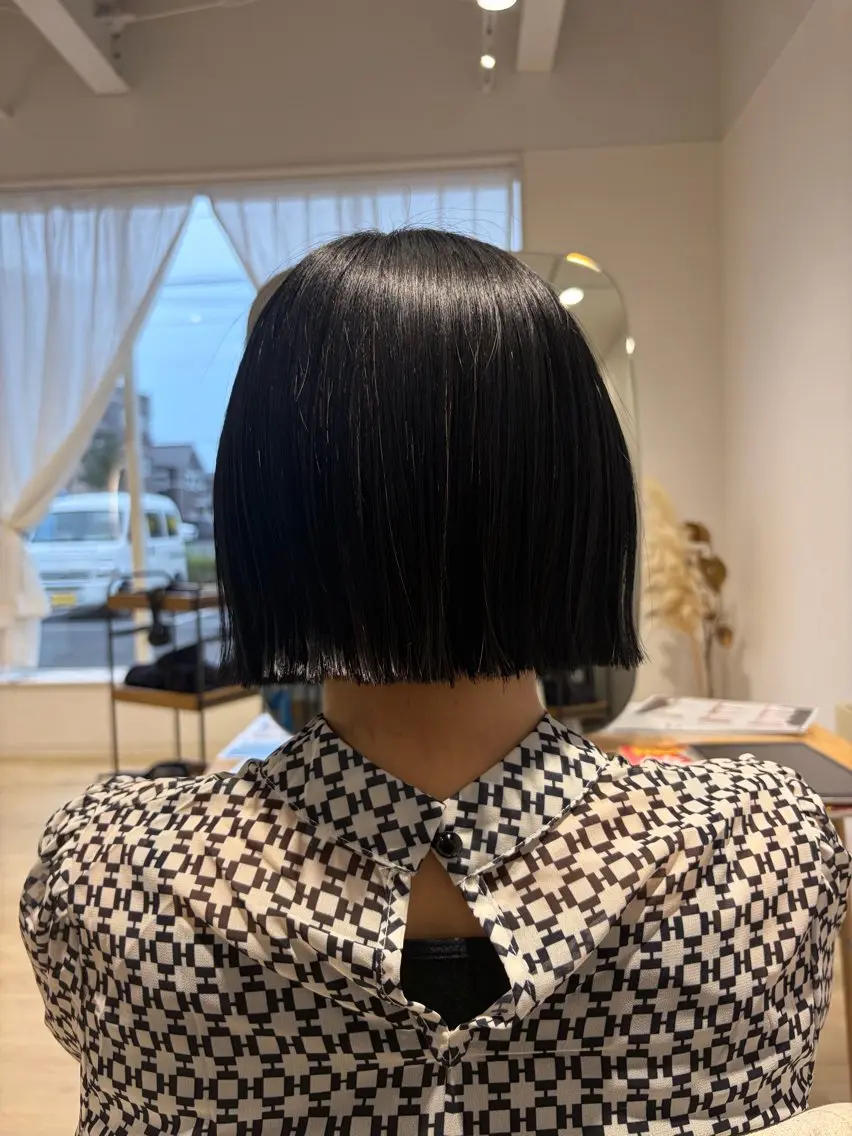 ショート 中田 百笑のヘアスタイル